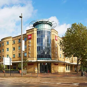ibis-london-stratford.brighton-hotels-england.com/