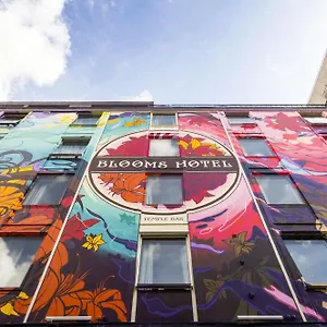 blooms.dublin-hotelsweb.com/